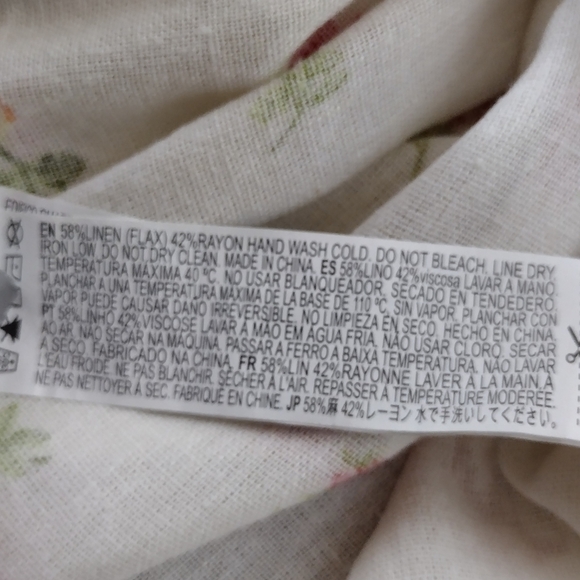 Forever 21 Linen Blend Floral Button Up Shirt Womens S White Red Cottagecore - Picture 8 of 8